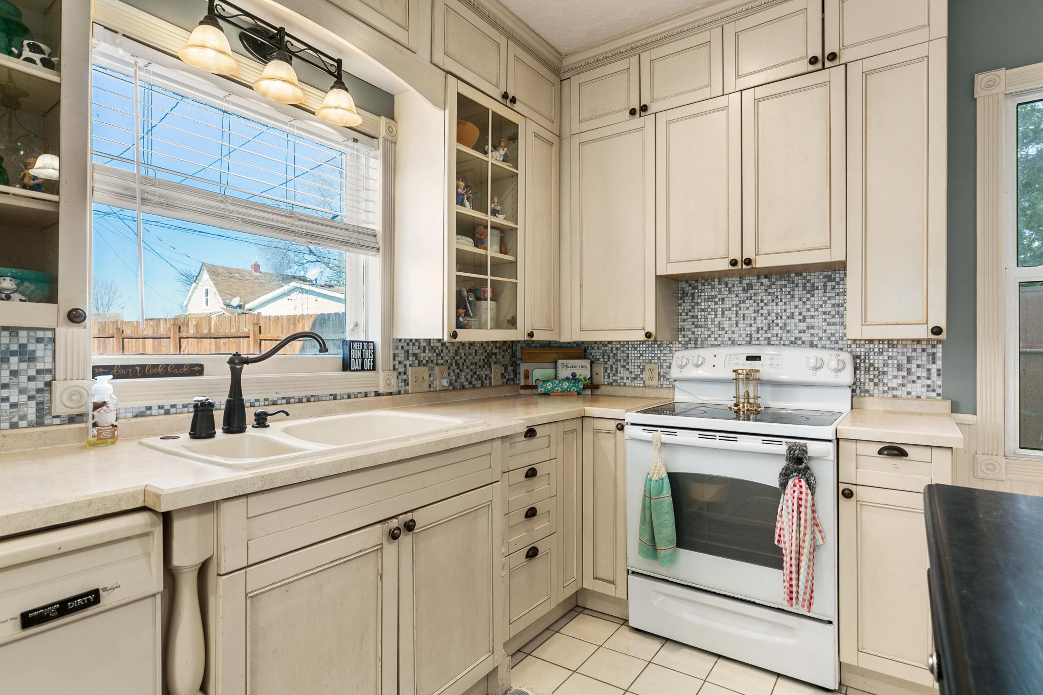 404 3rd Street SE