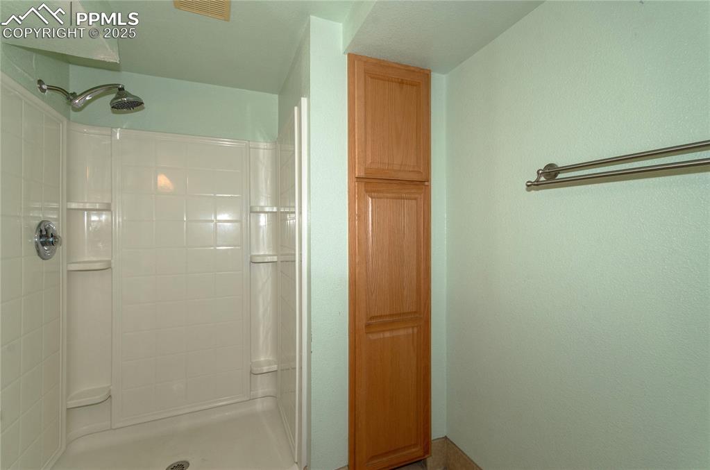 3620 E Cresta Loma Circle