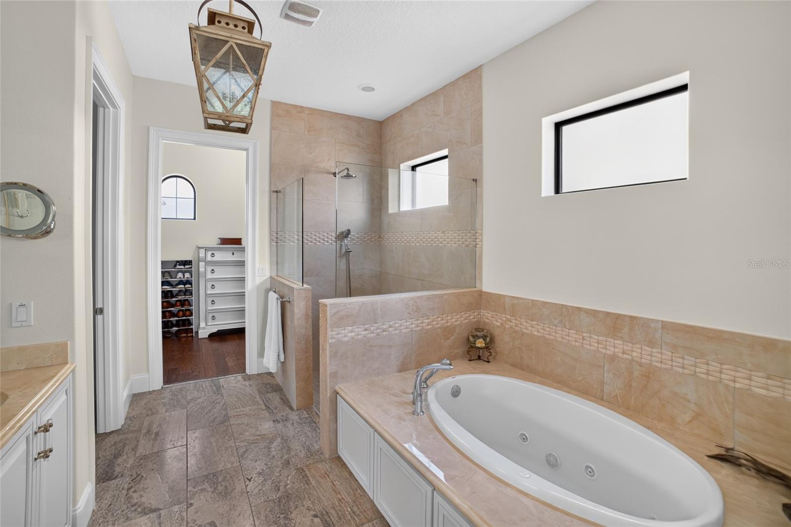 6 Ocean Ridge Boulevard N