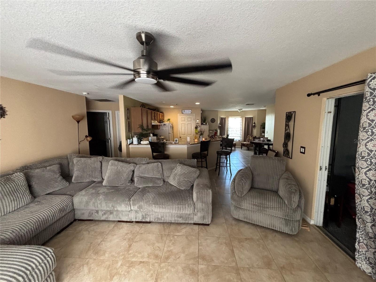 1433 Sarasota Drive