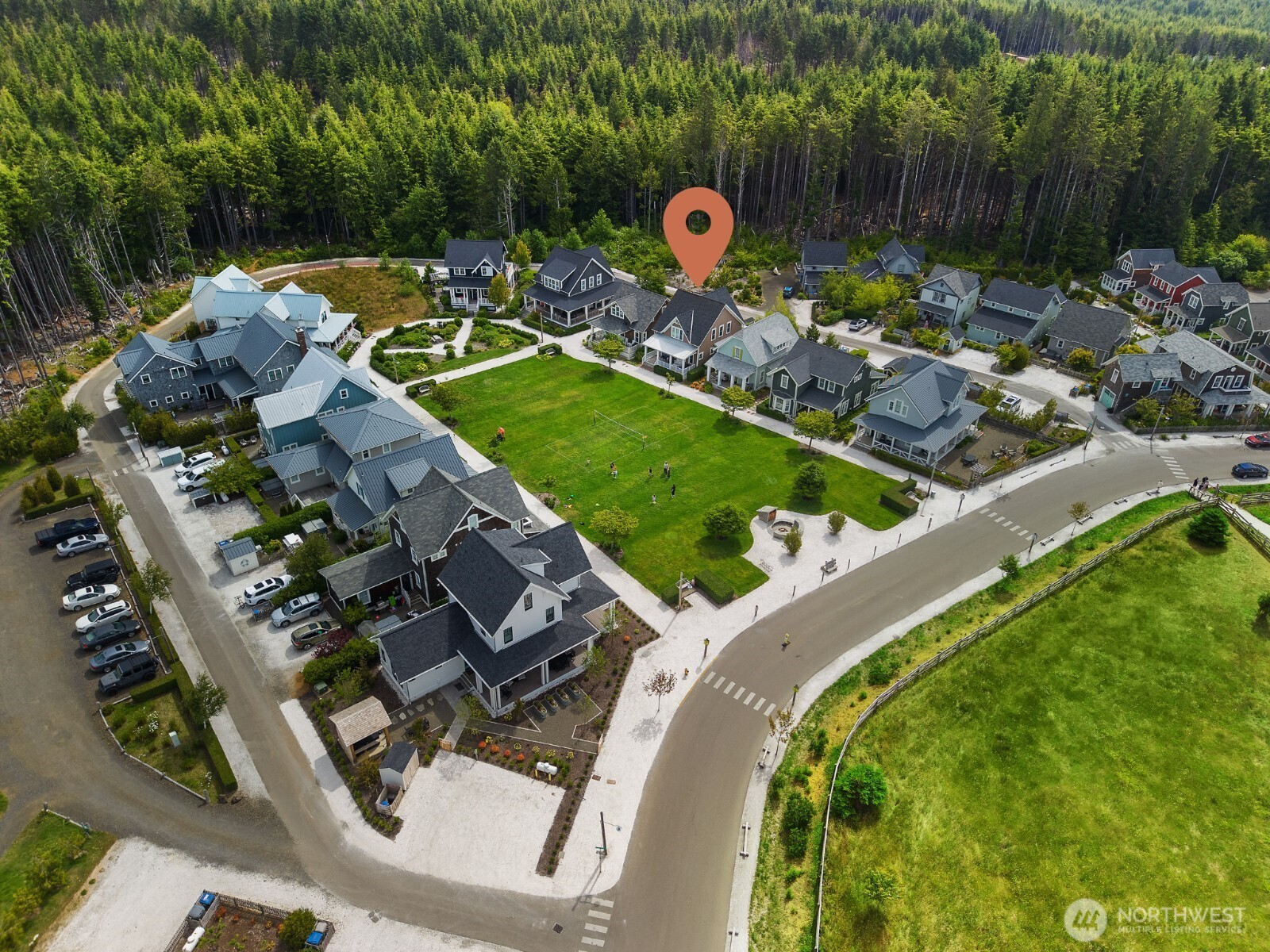 100 Horseshoe Lane