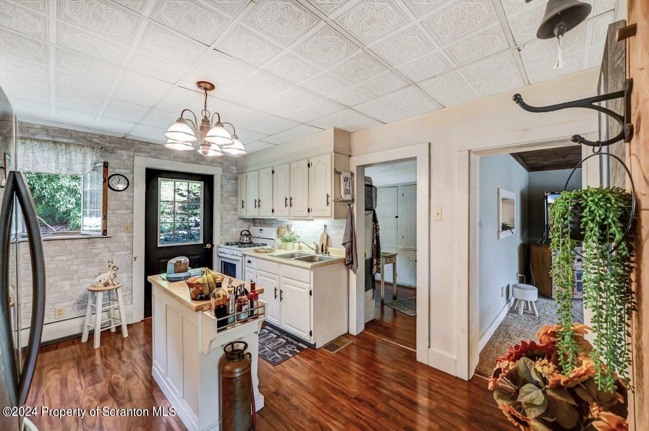332 Grinnell Road