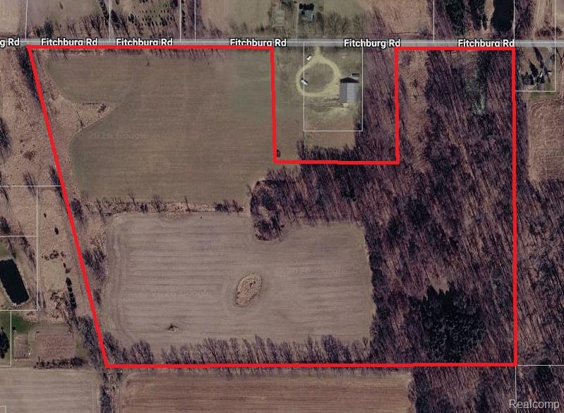 Amazing 45(+/–) acre parcel offering an outstanding country setting with endless potential. Ideal for a private homesite or recreational use, this property features plenty of space to build your dream home while enjoying the peace and privacy of nature. Excellent hunting land with abundant wildlife. Could potentially be split, creating additional value and flexibility. Rare opportunity with significant upside—don’t miss your chance!