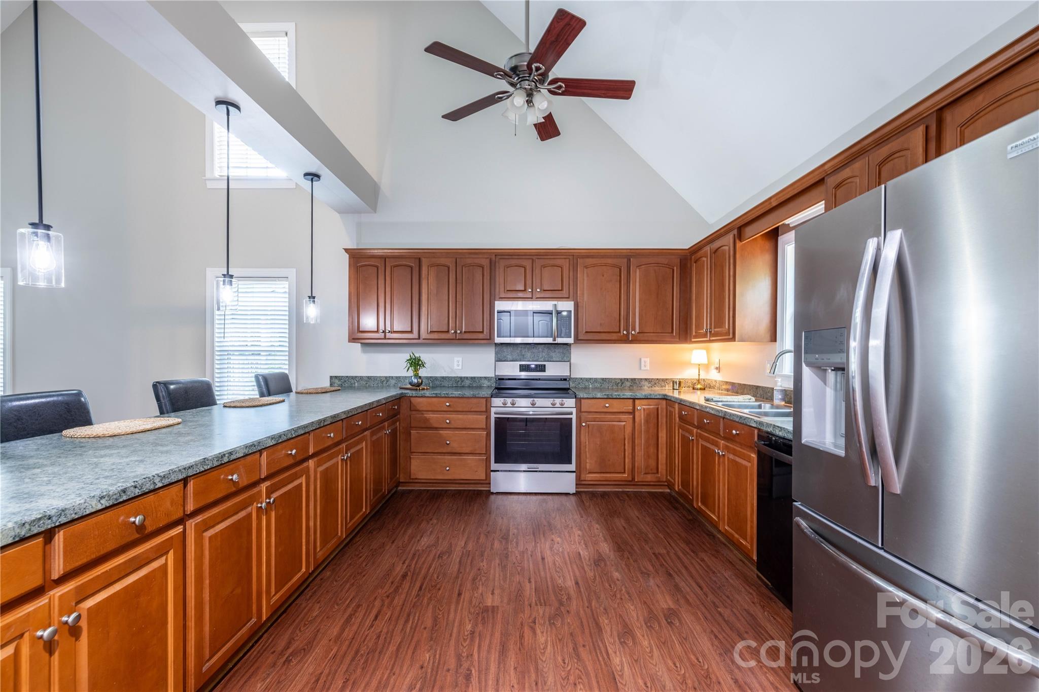 302 Skyland Court