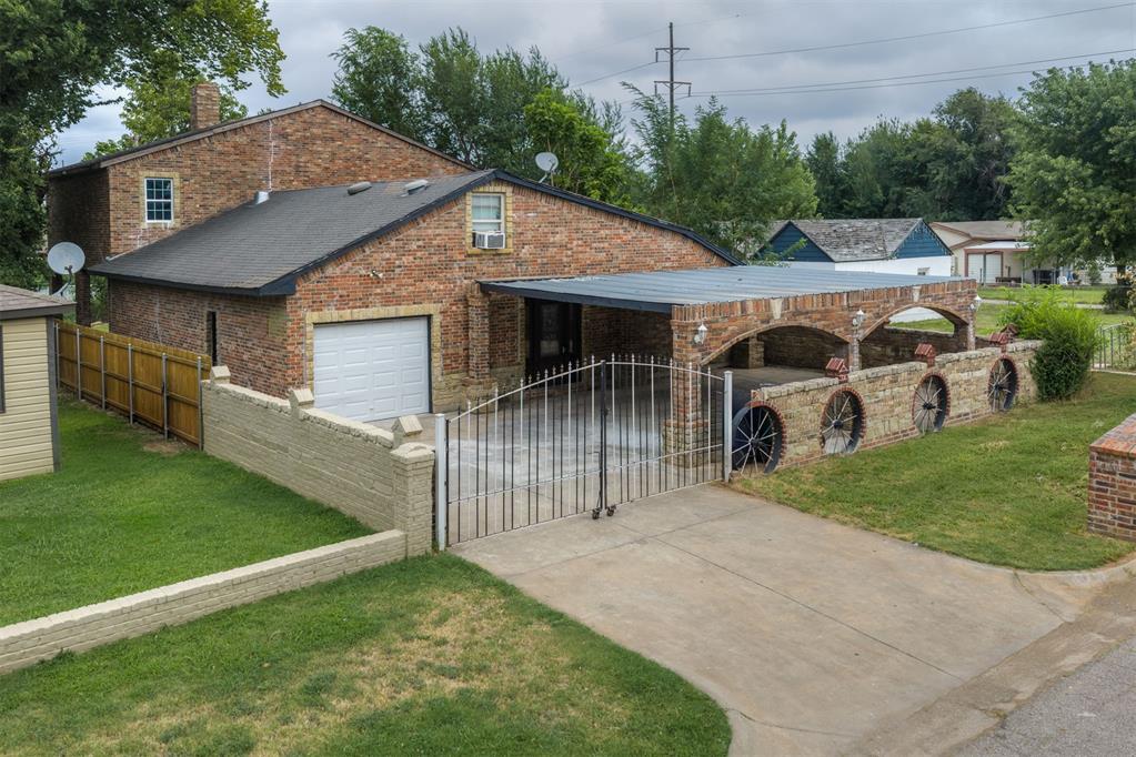 Excellent 3,380 sf, includes 5 bedrooms 2 bathrooms. There are 3 bedrooms 1 full bath and a good size lobby upstairs with laminated floors, this second Story was built in 2025, first floor has been updated to wood look ceramic tile throughout, conveniently easy access to I-35, downtown, shopping centers etc.. This home is ready to welcome a big family without feeling crowded There is a bonus room that can be a studio or a private office or even another bedroom. On the garage side there is an extra room upstairs with an additional full bathroom ( As Is). 2 Car Tandem garage with access to the backyard. Driveway has a covered and gated porch where you can also park your vehicles