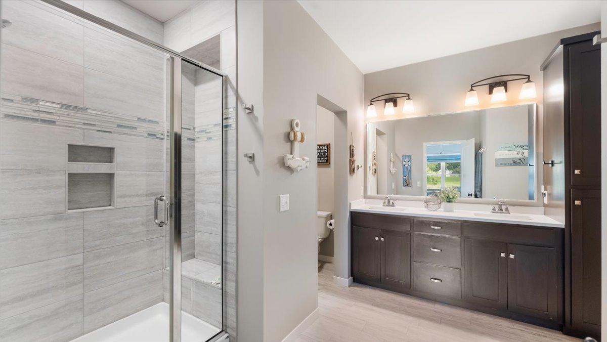 1905 Sandstone Court