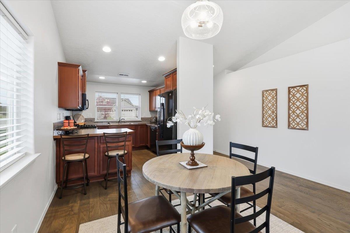 19029 E Frederick Ave