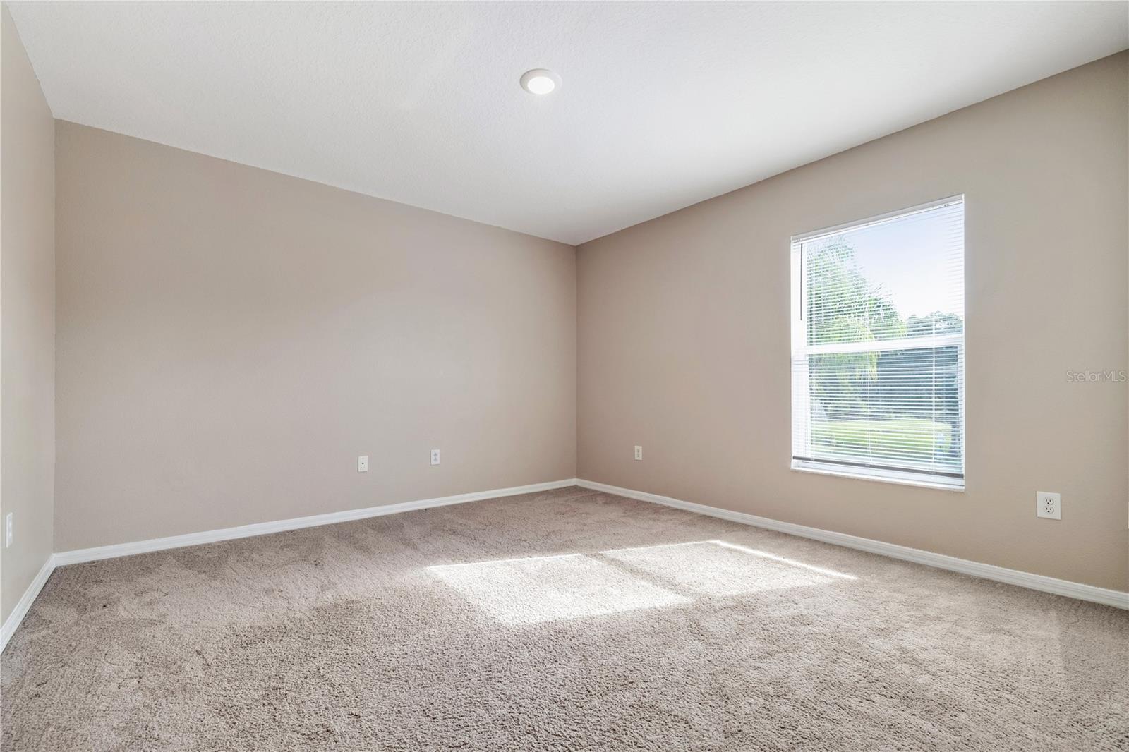 18055 Glastonbury Lane