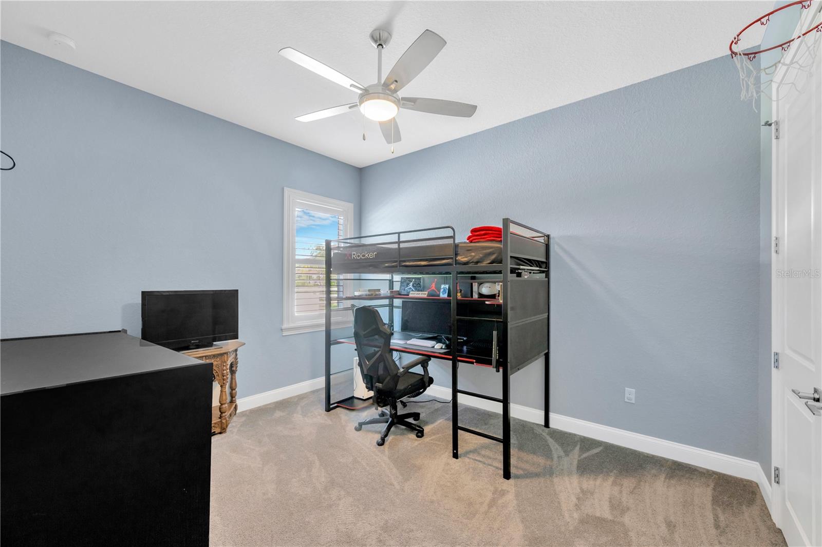 2850 Saddle Ridge Lane