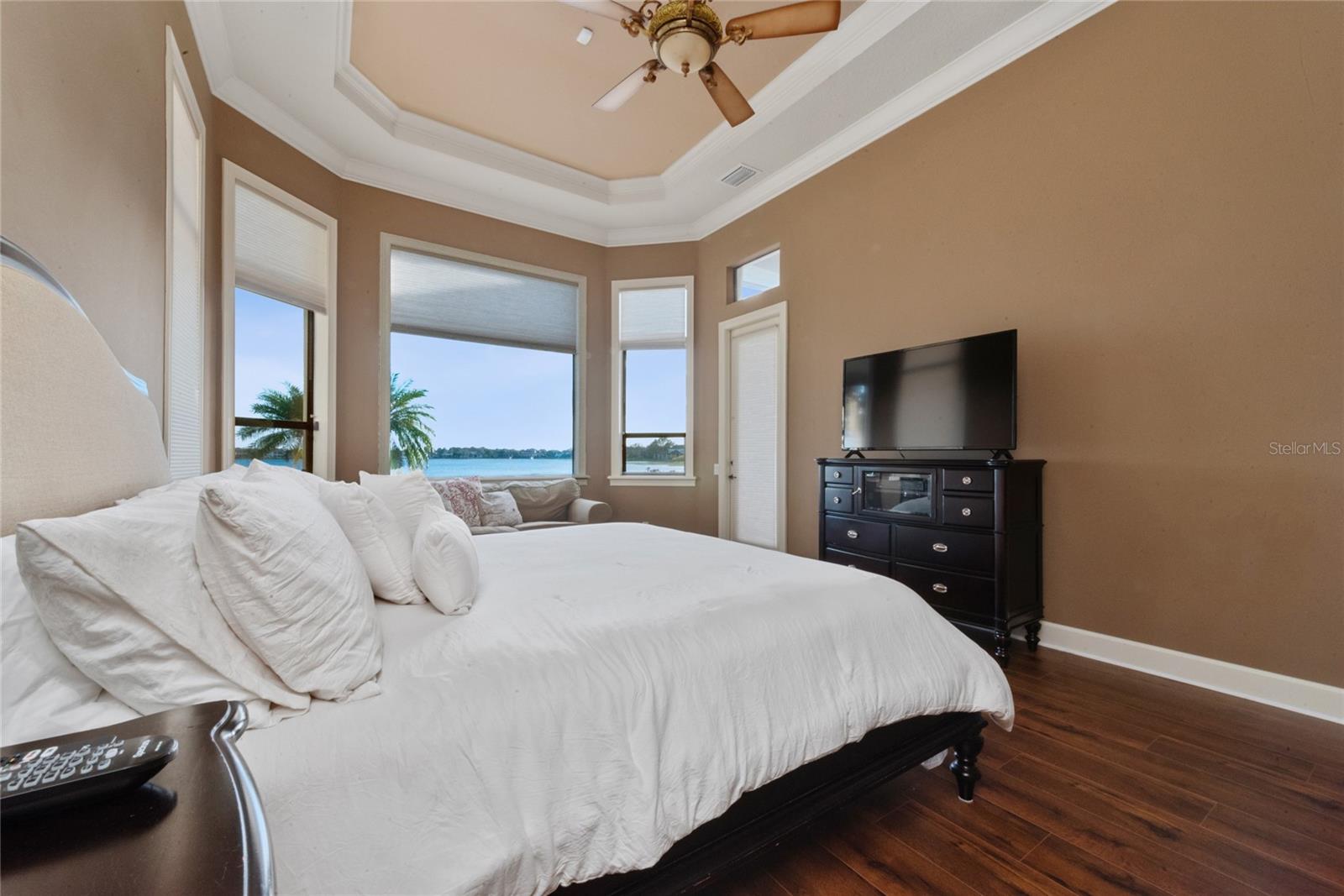 14616 Avenue Of The Rushes