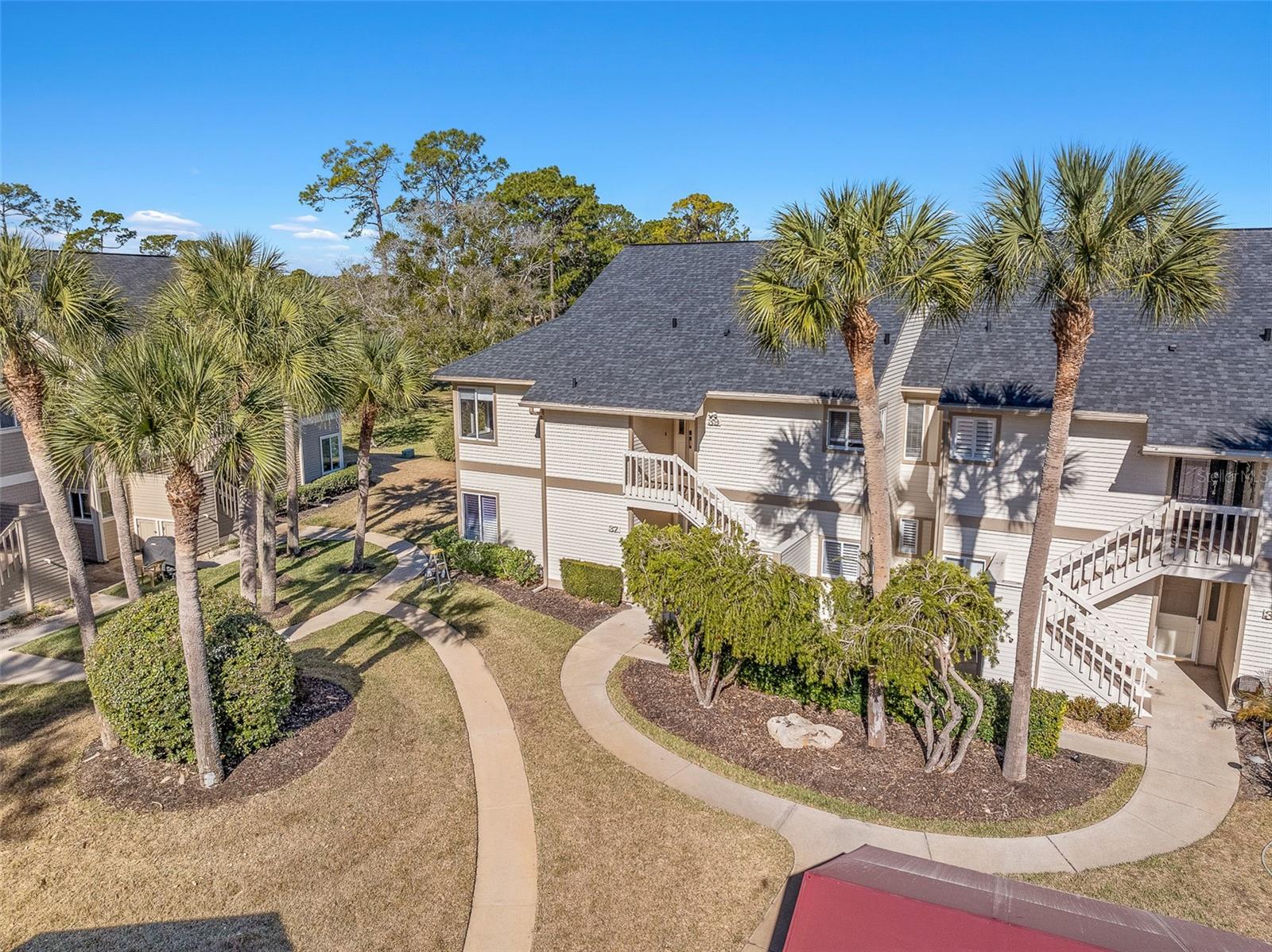 39 Magnolia Drive S 39