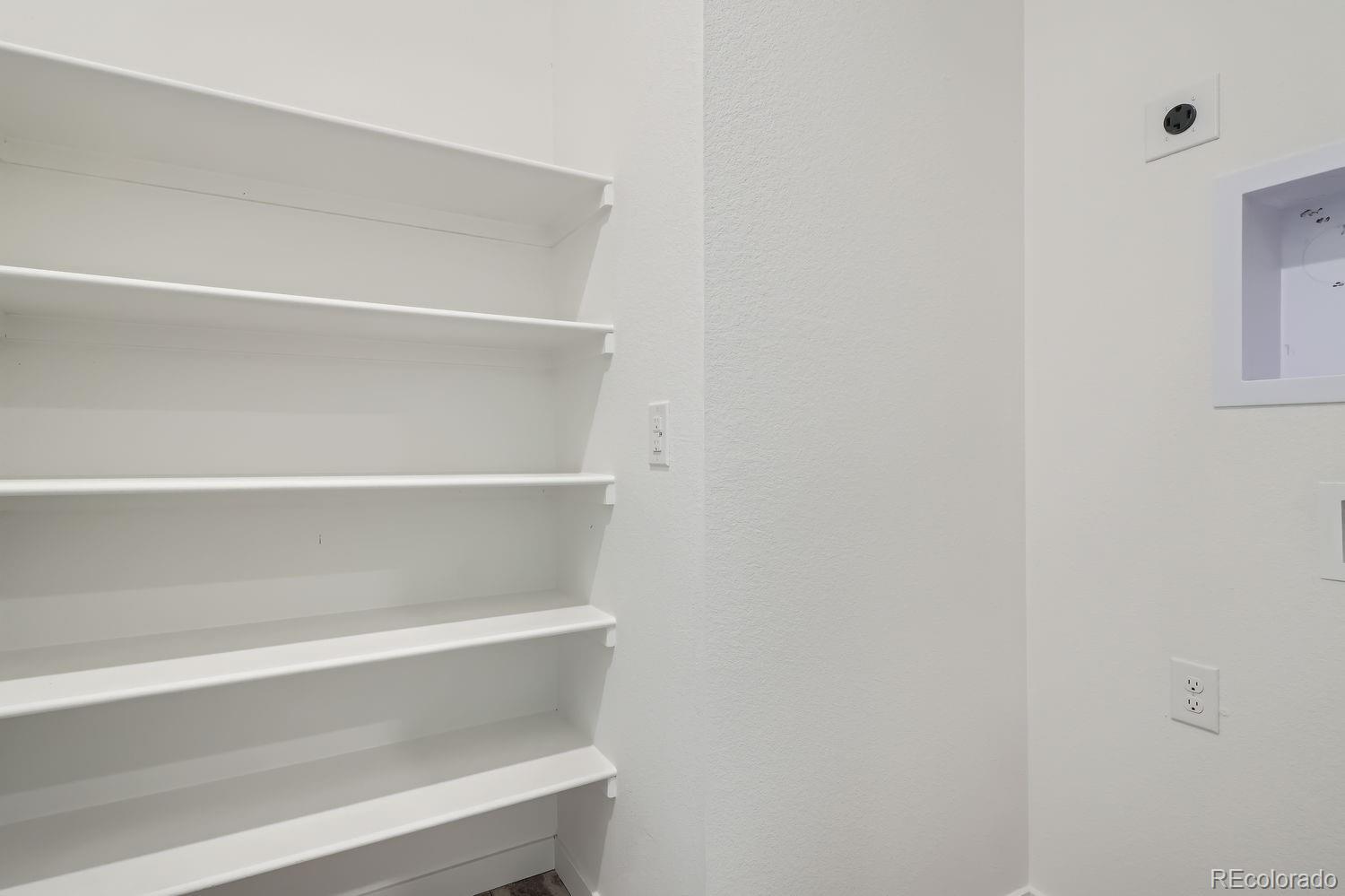 2017 S Haleyville Way