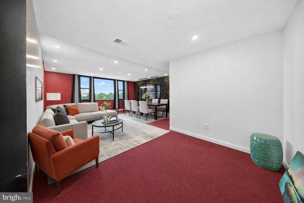 4600 Duke Street 526