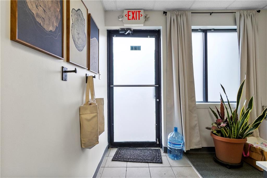 1119-1125 Merriam Lane