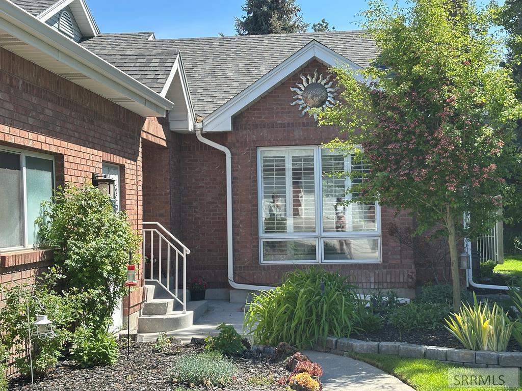 3525 Sun Circle