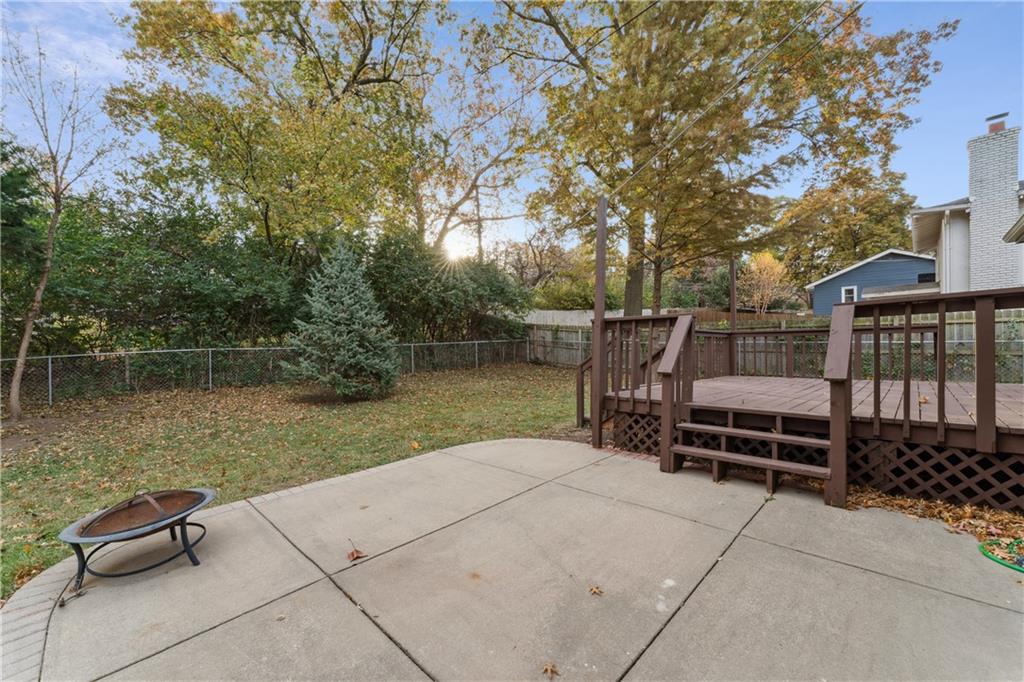 5007 Outlook Street