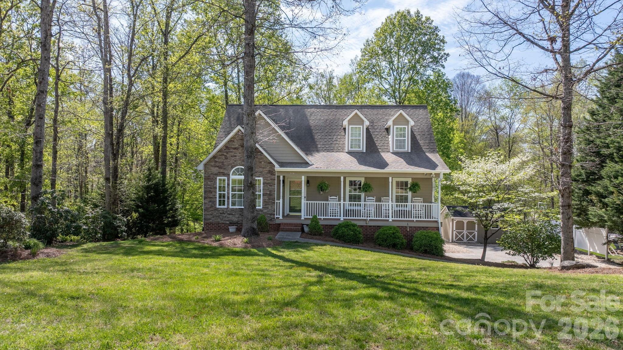 104 Buck Shoals Circle
