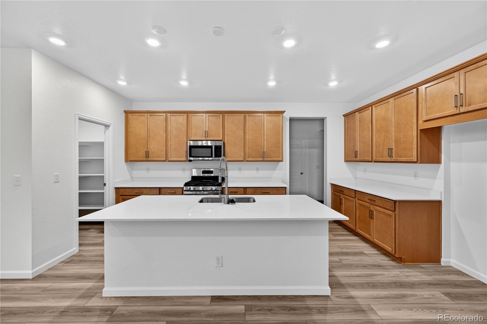 3338 N Duquesne Way