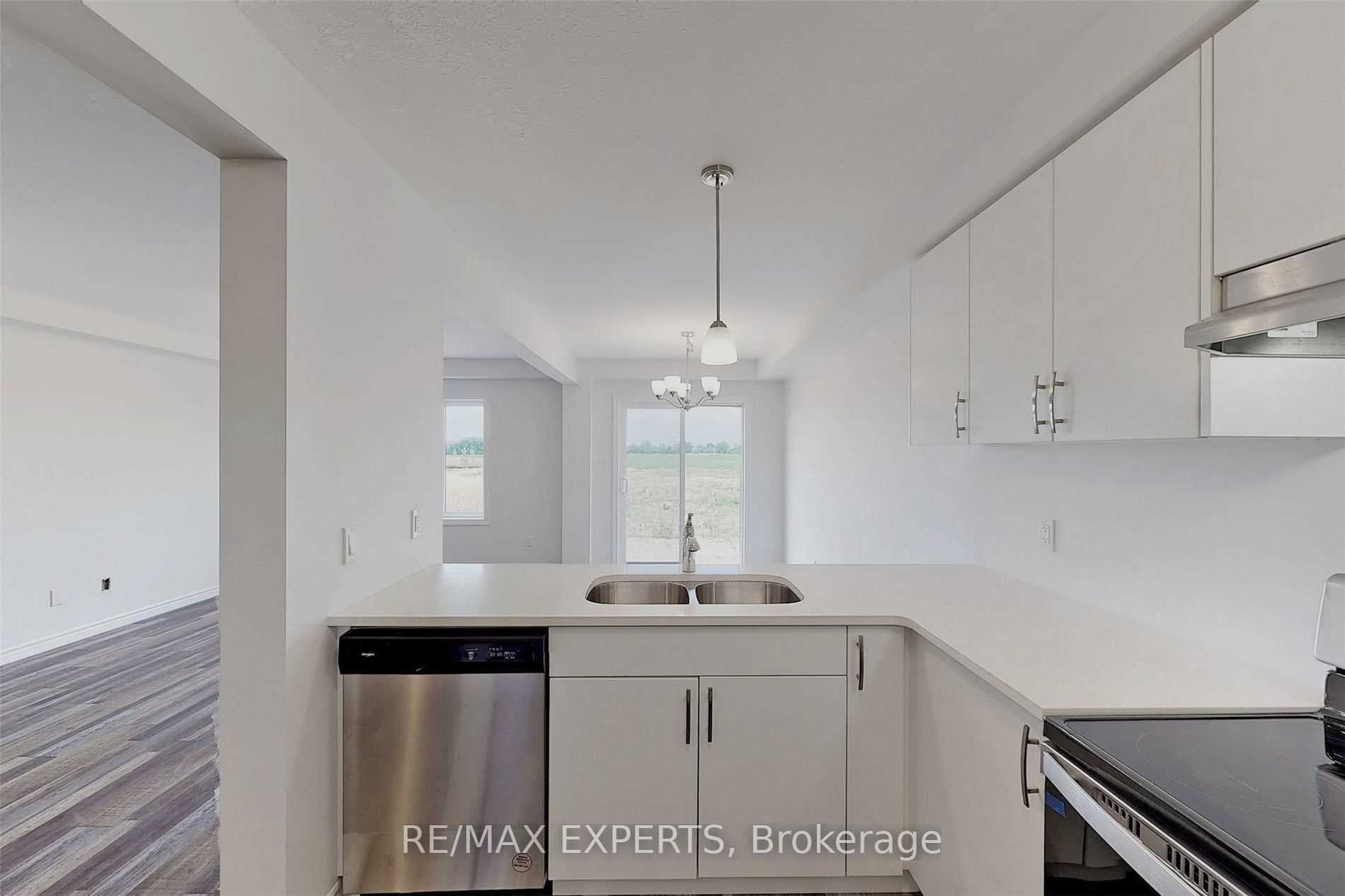 325 Bradshaw Dr