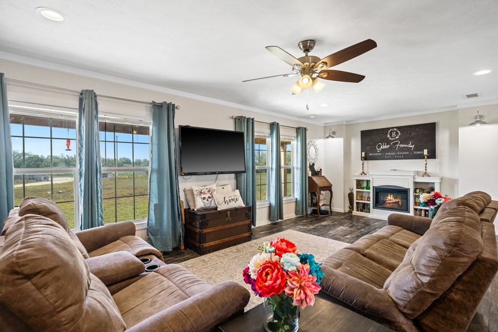 195 NW Crooked Creek Path