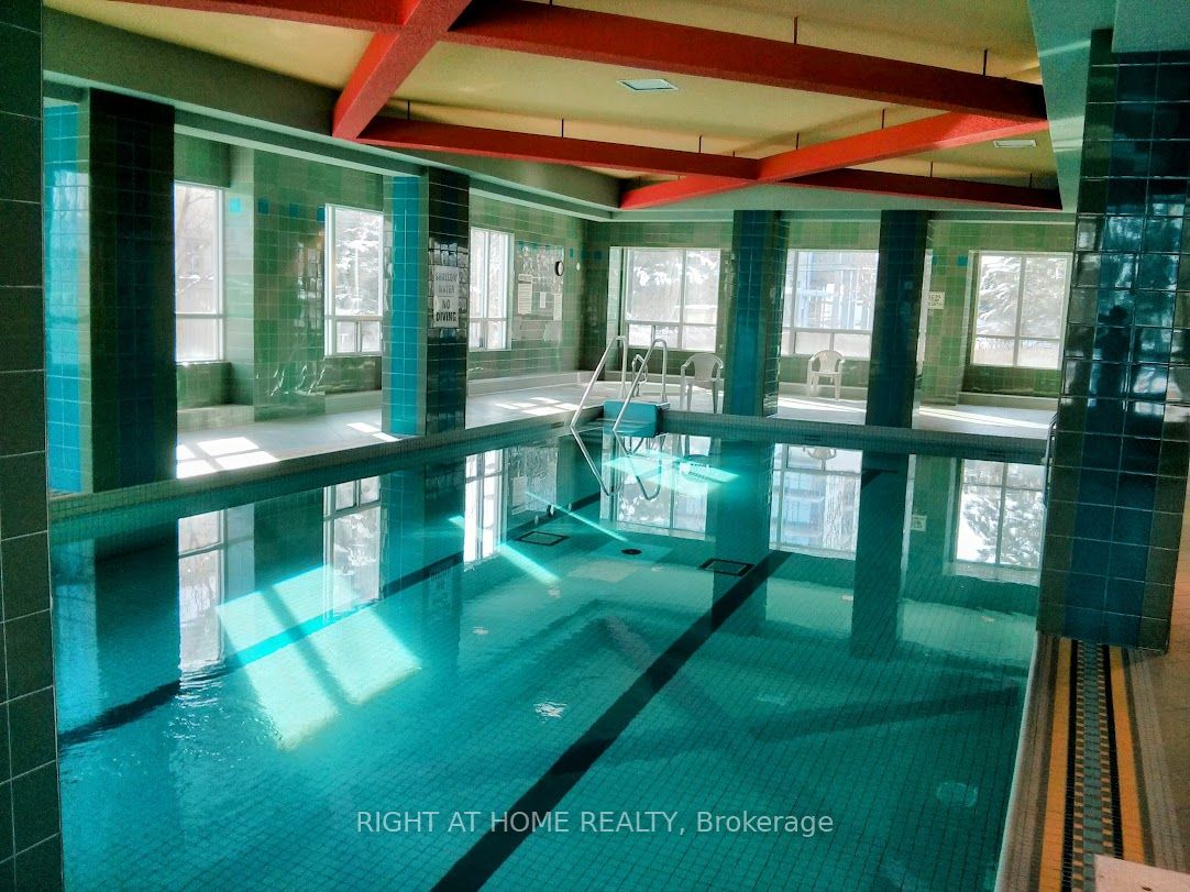 9 Northern Hts Dr 604