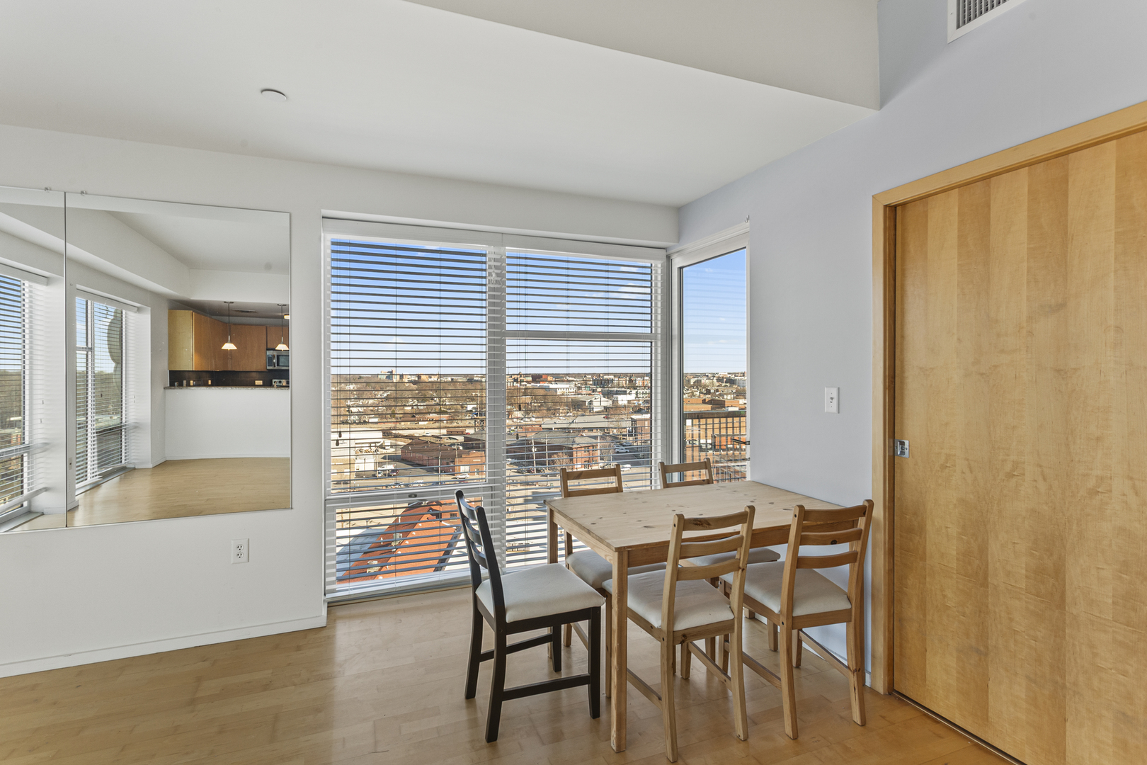 301 N Neil Street 904