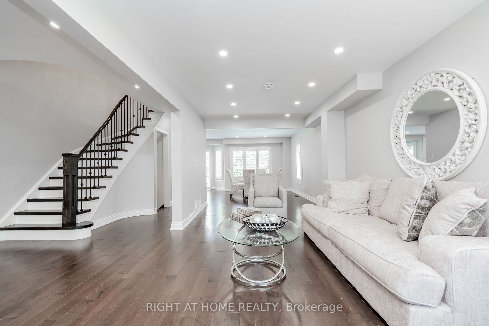 5389 Ruperts Gate Dr