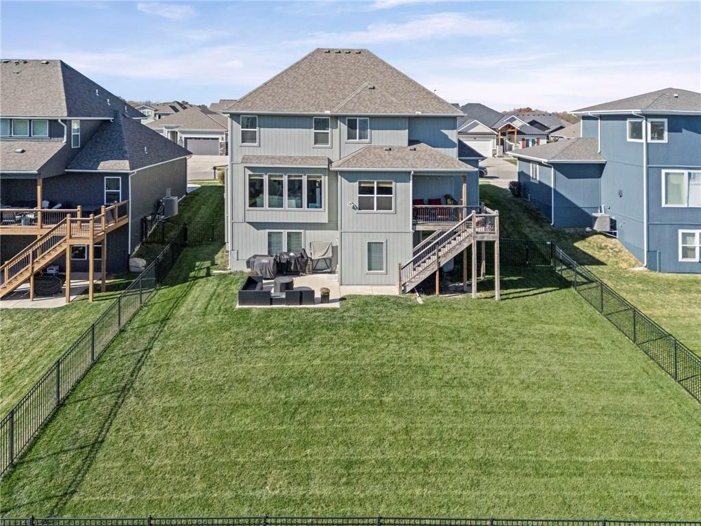 7613 N Tullis Avenue