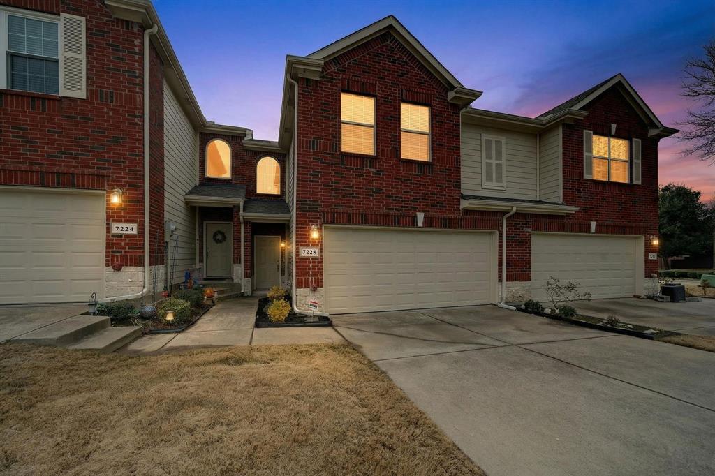 Welcome to this charming 2-bedroom, 2.5-bathroom townhome, nestled in West Plano. This home offers the perfect blend of comfort, convenience, and style. As you enter, you’ll be greeted by a spacious open-concept living area with plenty of natural light, creating a warm and inviting atmosphere.The well-appointed kitchen is perfect for both cooking and entertaining, featuring modern appliances, ample cabinet space, and a breakfast bar. The master suite includes two spacious closets and an en-suite bathroom. In addition to the two bedrooms upstairs, there is also a large flex space that could be used as an office, game room, or media room. Also enjoy recent carpet in the bedrooms!Step outside to your private, fenced backyard and find a perfect spot for relaxing, grilling, or enjoying a quiet evening.This home’s location couldn’t be more ideal! It’s just minutes away from shopping, restaurants, and entertainment in West Plano, offering easy access to the best of the area. Plus, enjoy the beauty of nature with Arbor Hills Nature Preserve nearby, perfect for outdoor activities like hiking and biking. Don't miss this rare opportunity