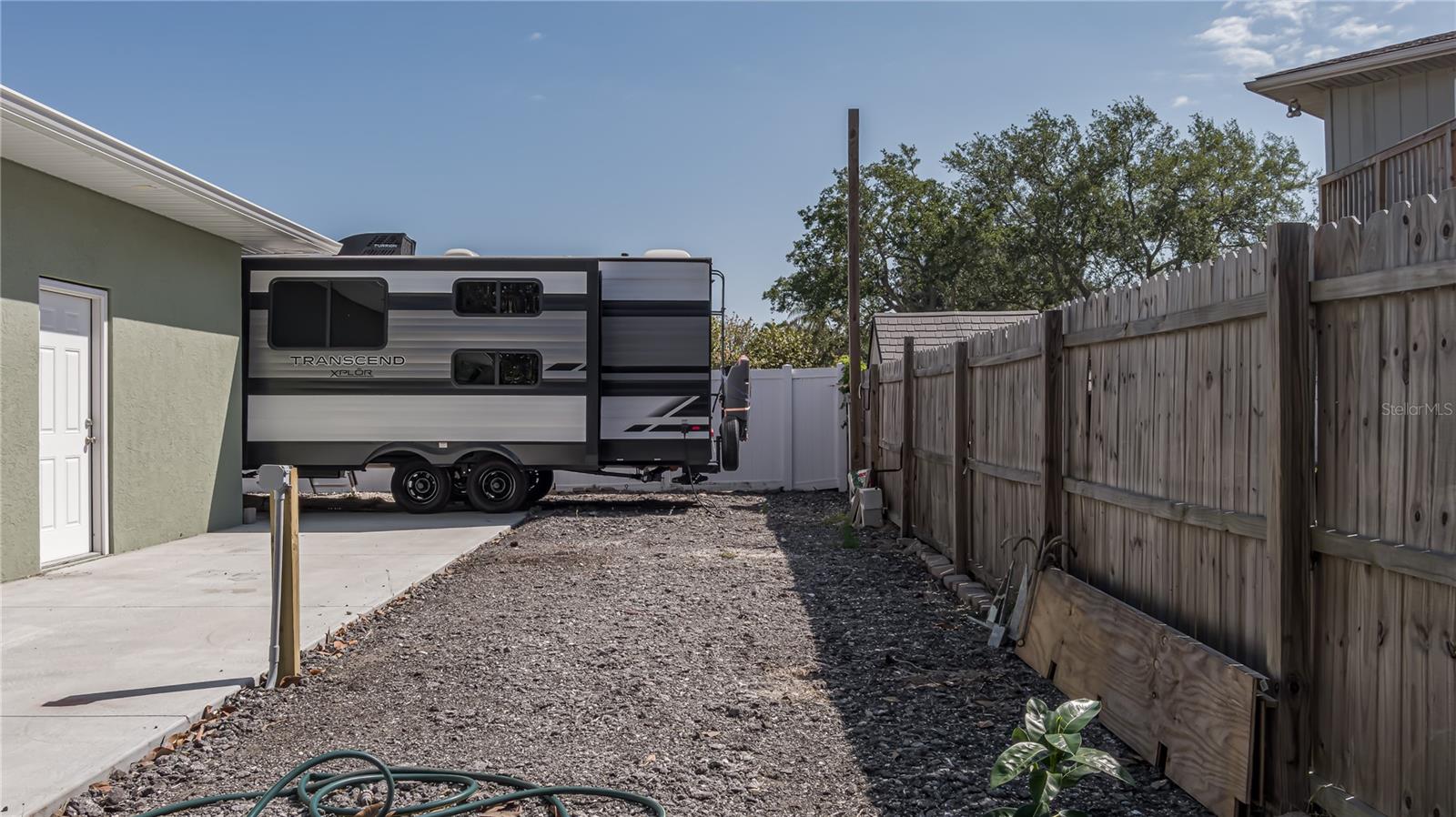 5318 Palmetto Point Drive