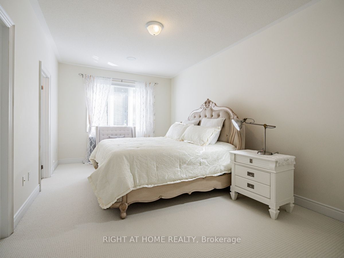 121 Johnson Dr