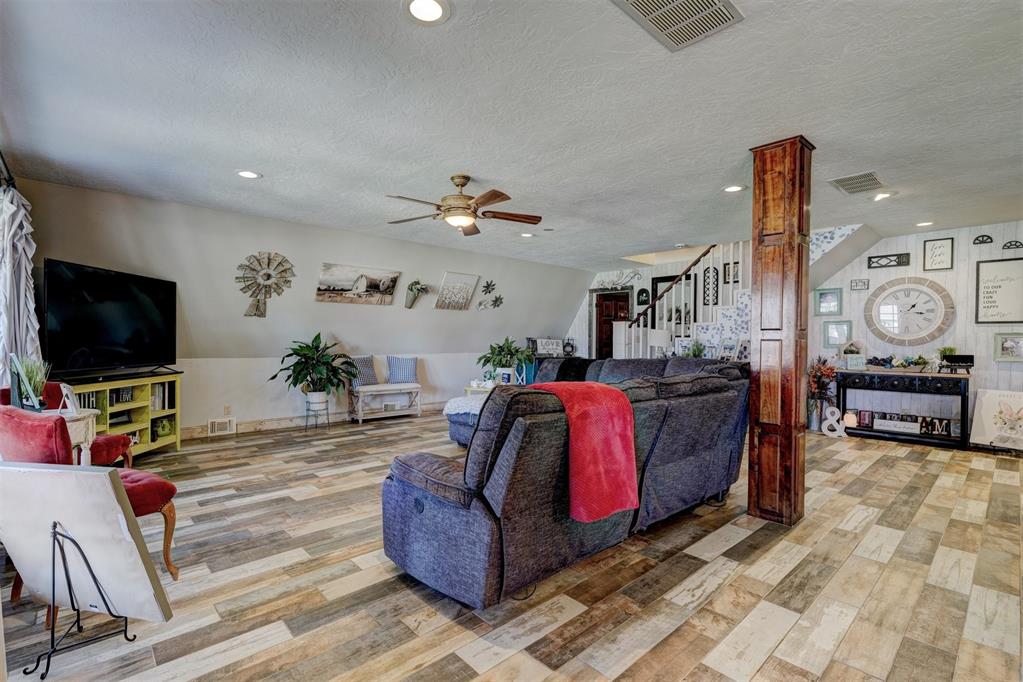 308 W Harper