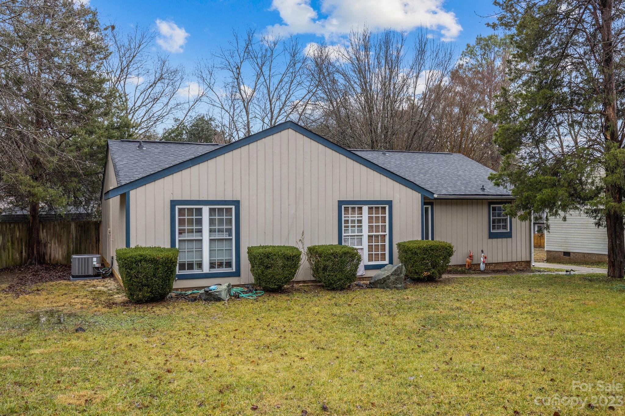 Charlotte North Carolina Residential for Sale at 11413 Moonridge Drive NC