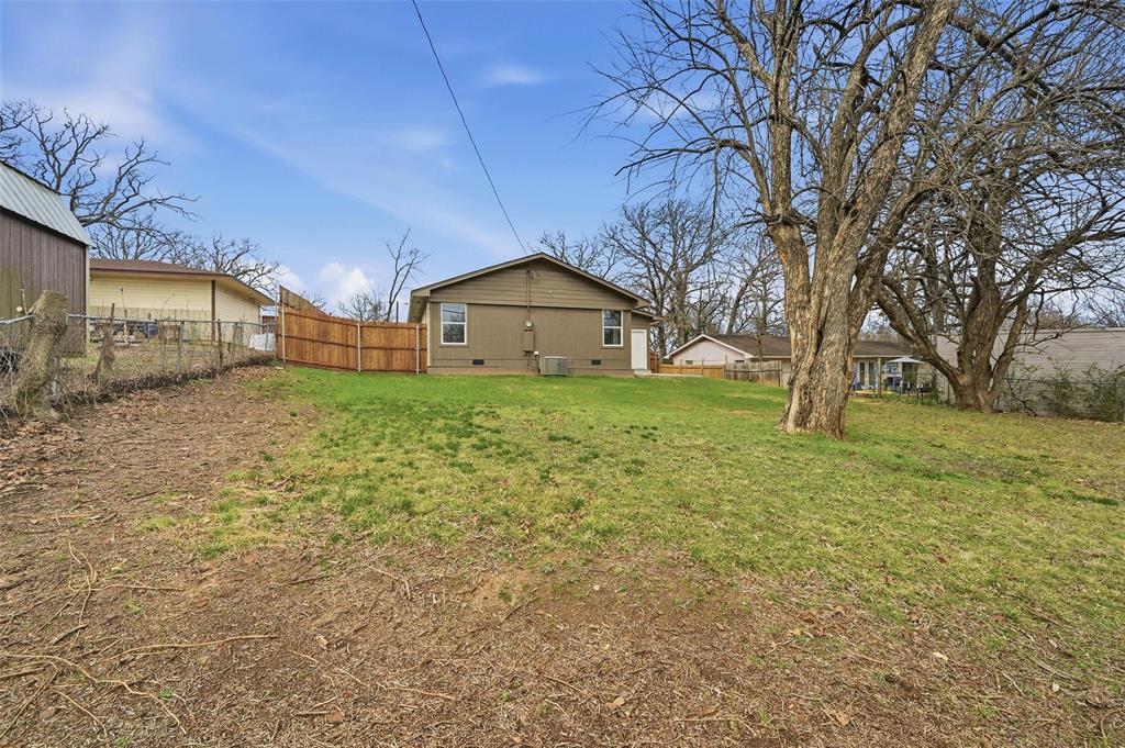104 N Imperial Drive