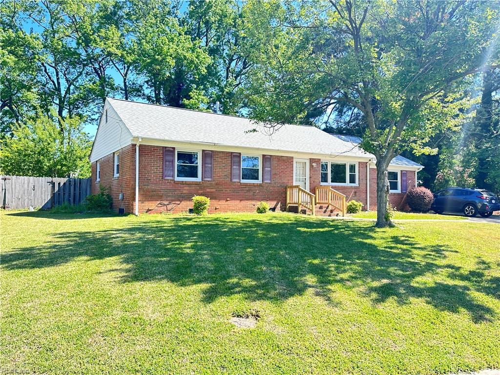4636 Mallard Crescent