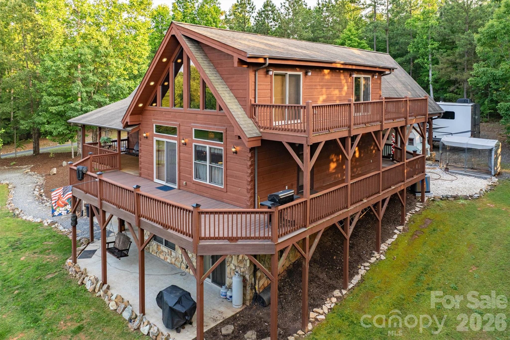 16 Saratoga Drive
