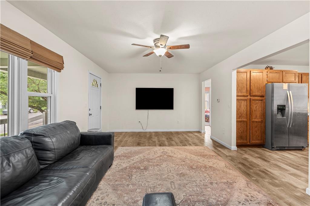 511 W Ashland Street