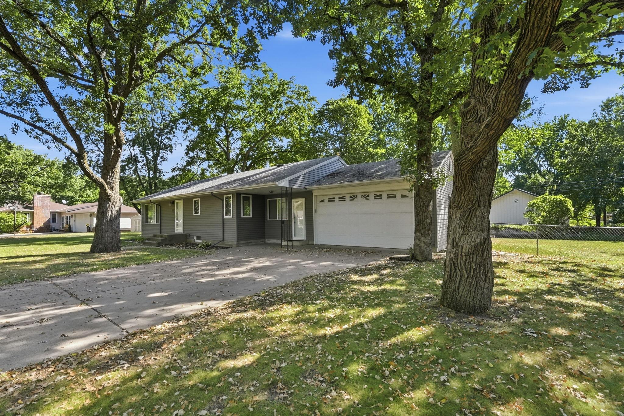 80 Woodhill Road