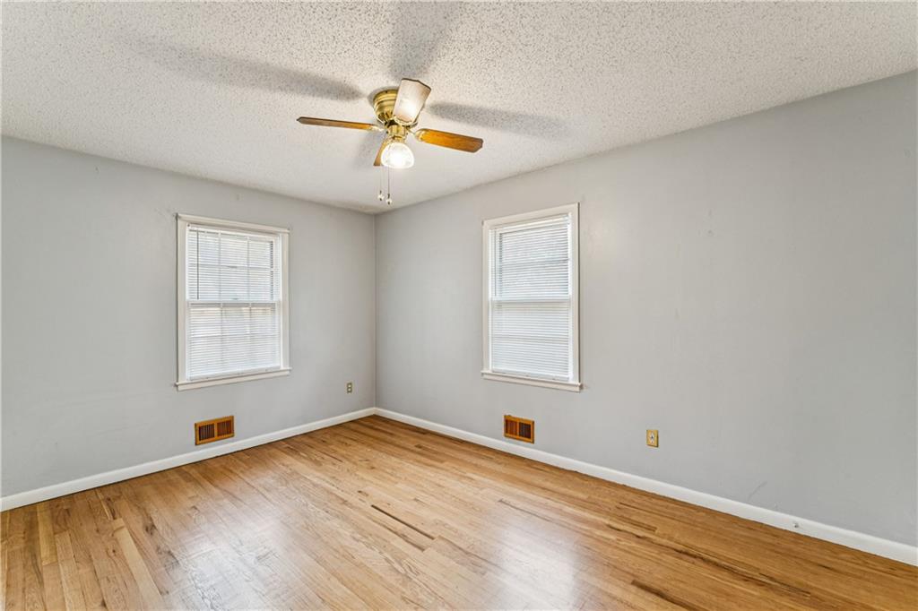 5007 Outlook Street