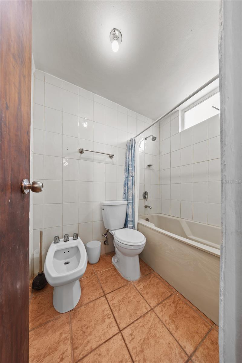 5015 Calle Punta Tuna 2006