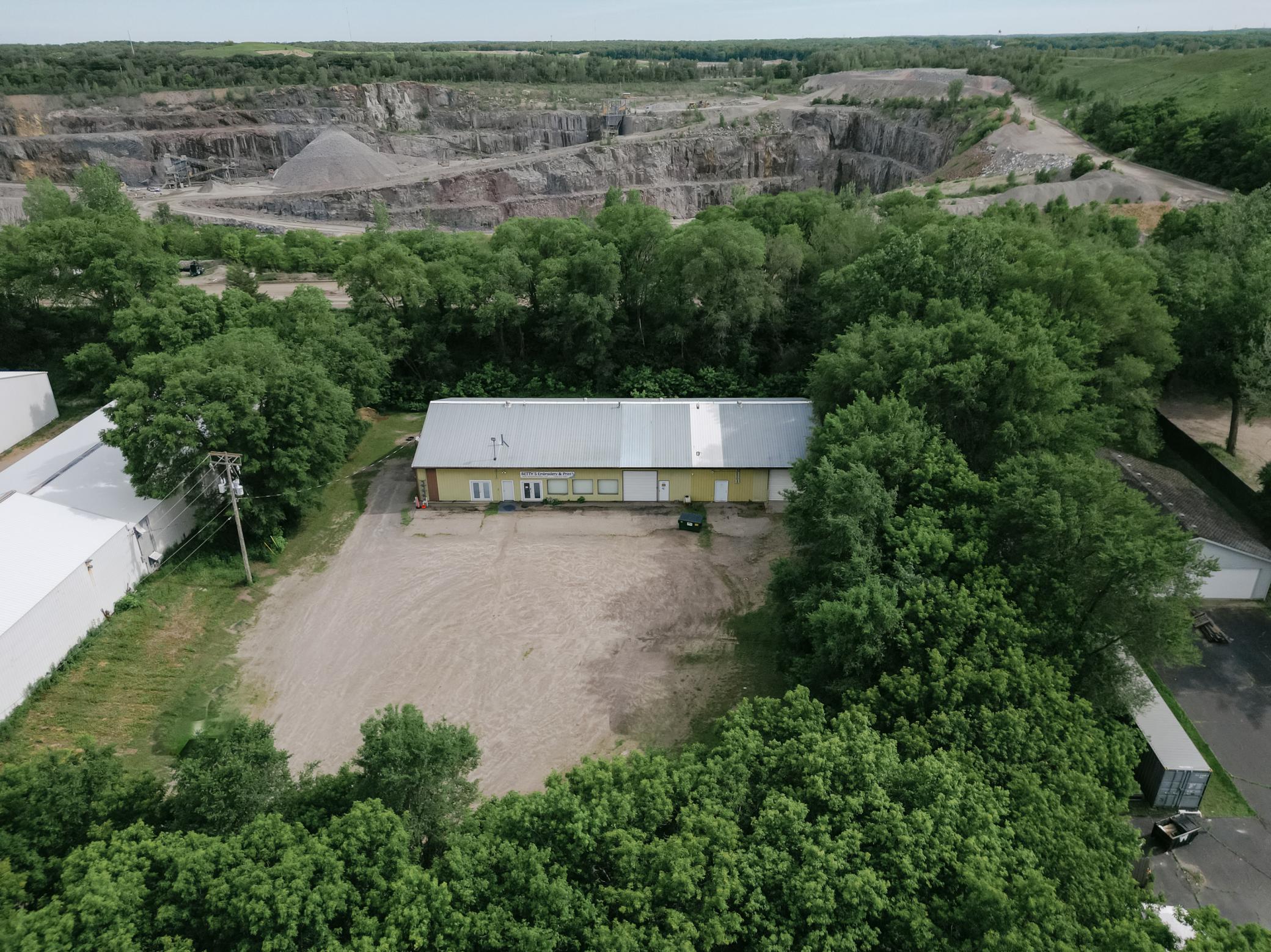 2220 Frontage Road S