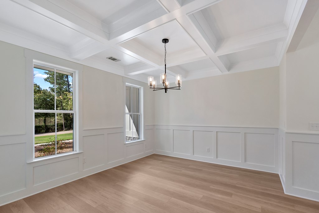 304 Abercrombie Point