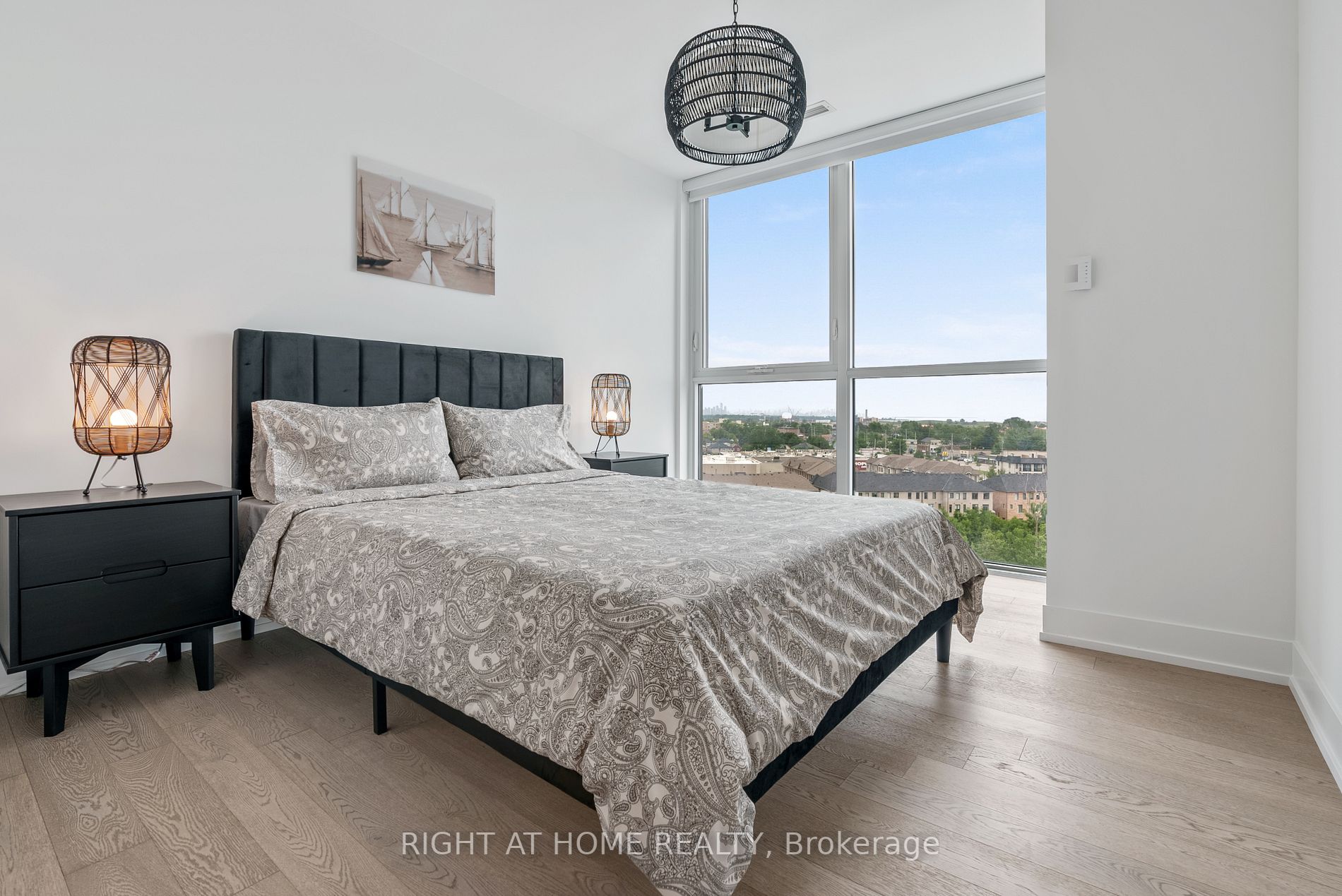 1063 Douglas Mccurdy Comm Circ