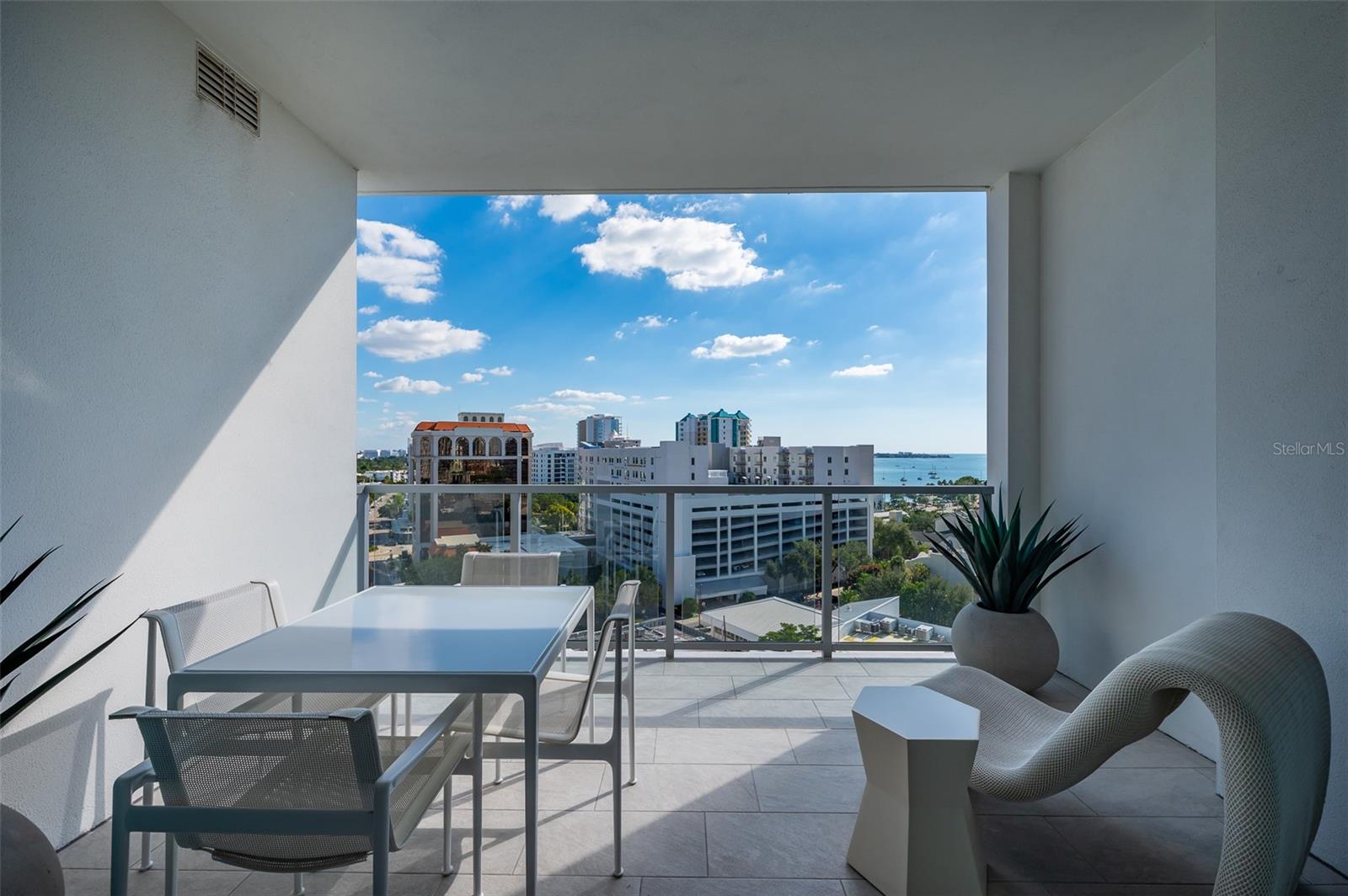 111 S Pineapple Avenue 1013