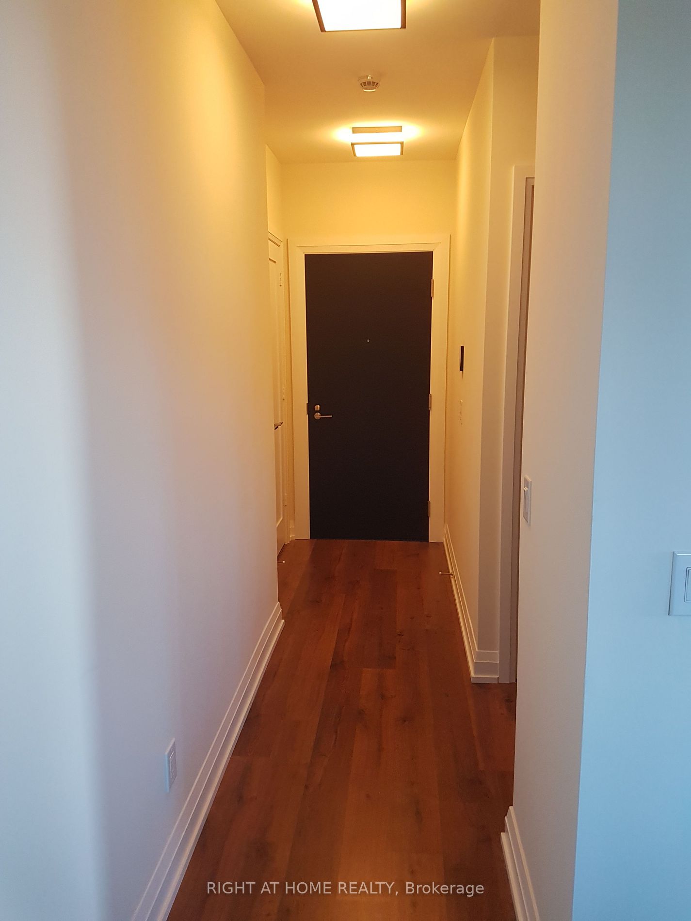 2 Anndale Dr 902