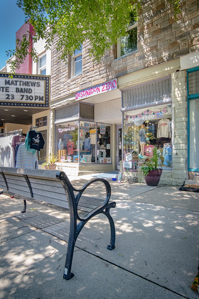 307 Mason Ave