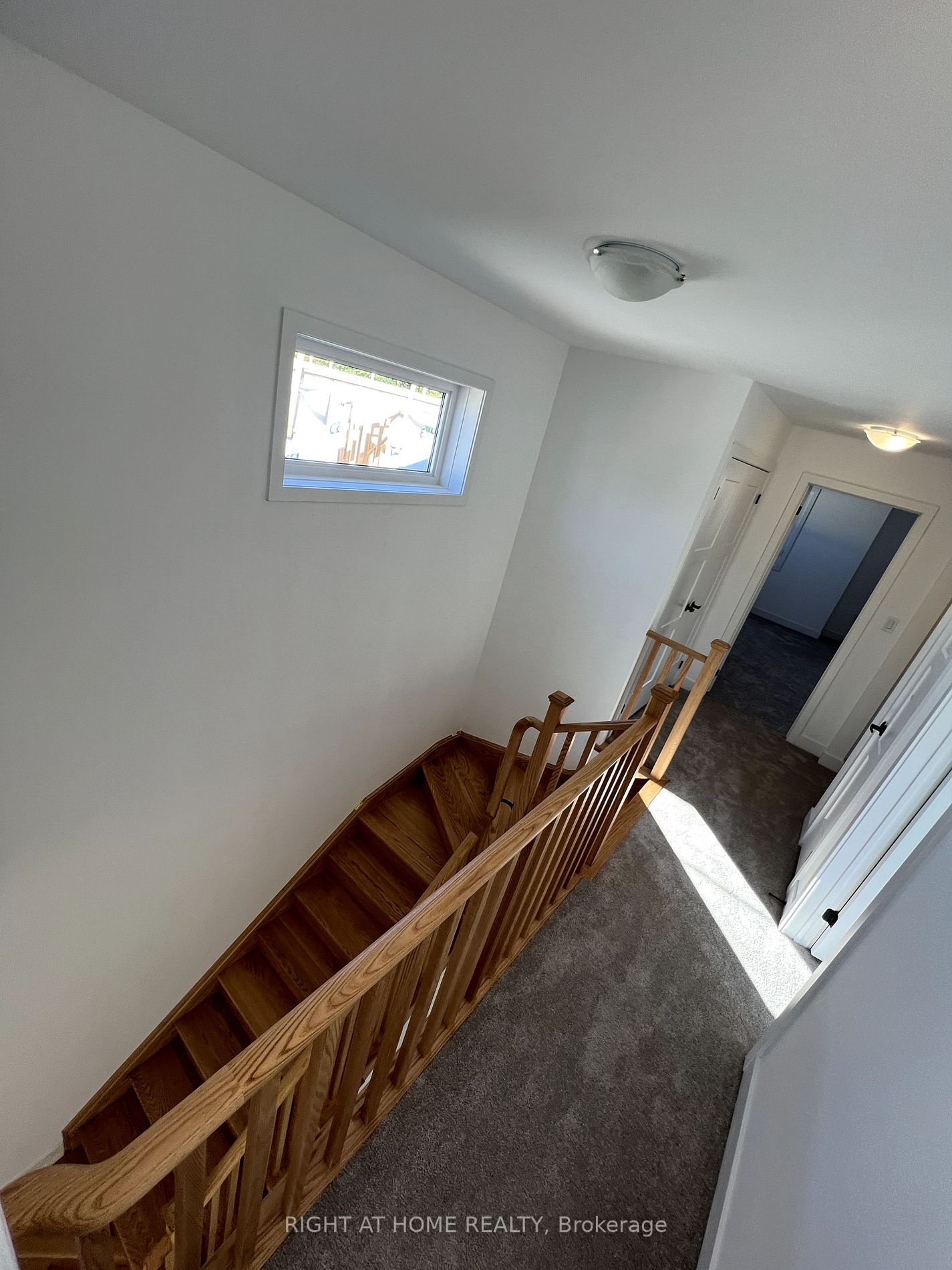 33 Pumpkin Corner Cres