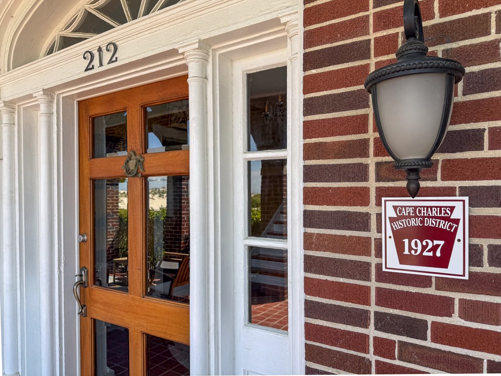 212 Bay Ave 9A