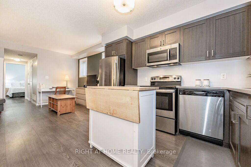 388 Old Huron Rd 5D