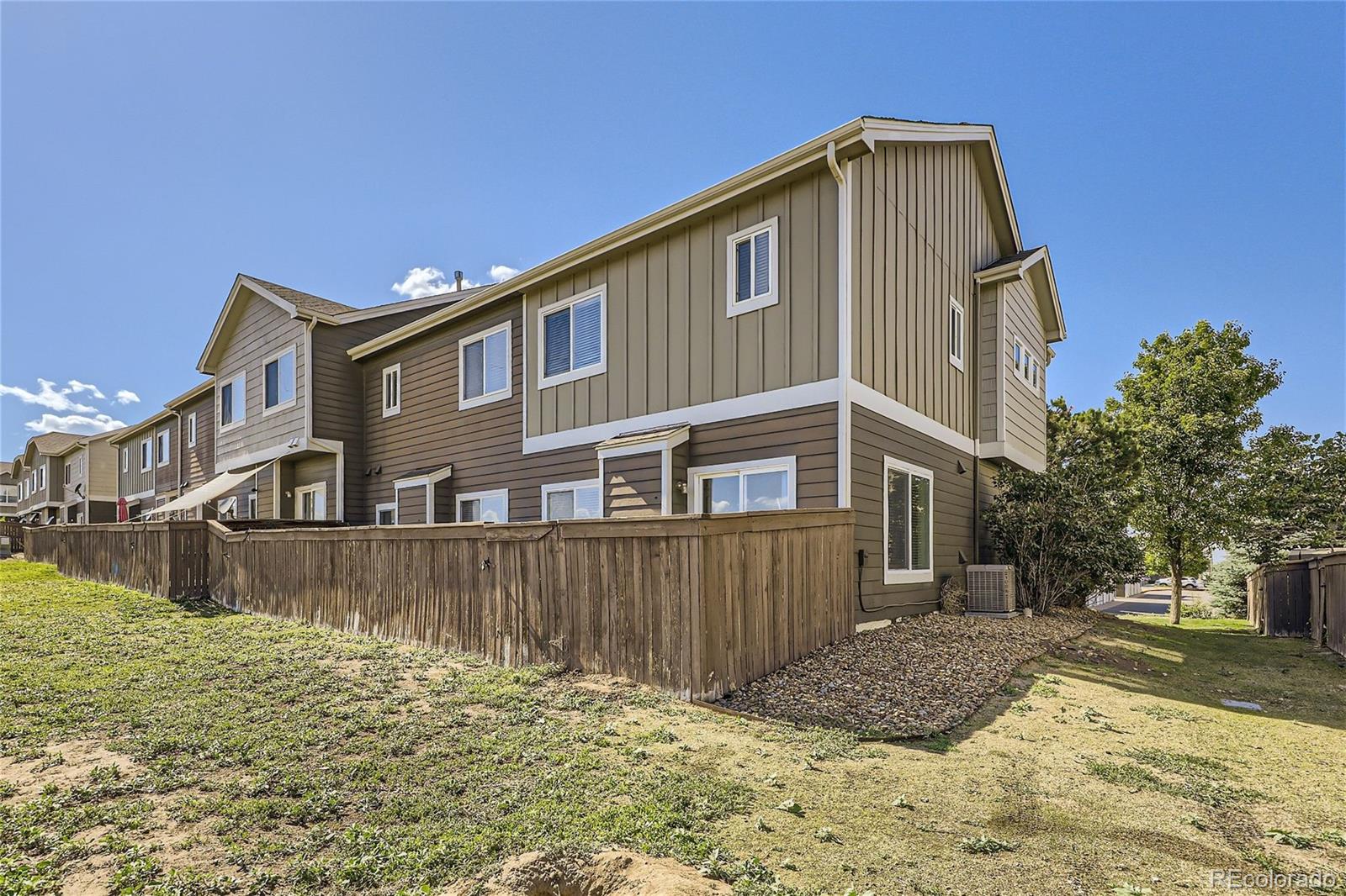 14700 E 104th Avenue 3106